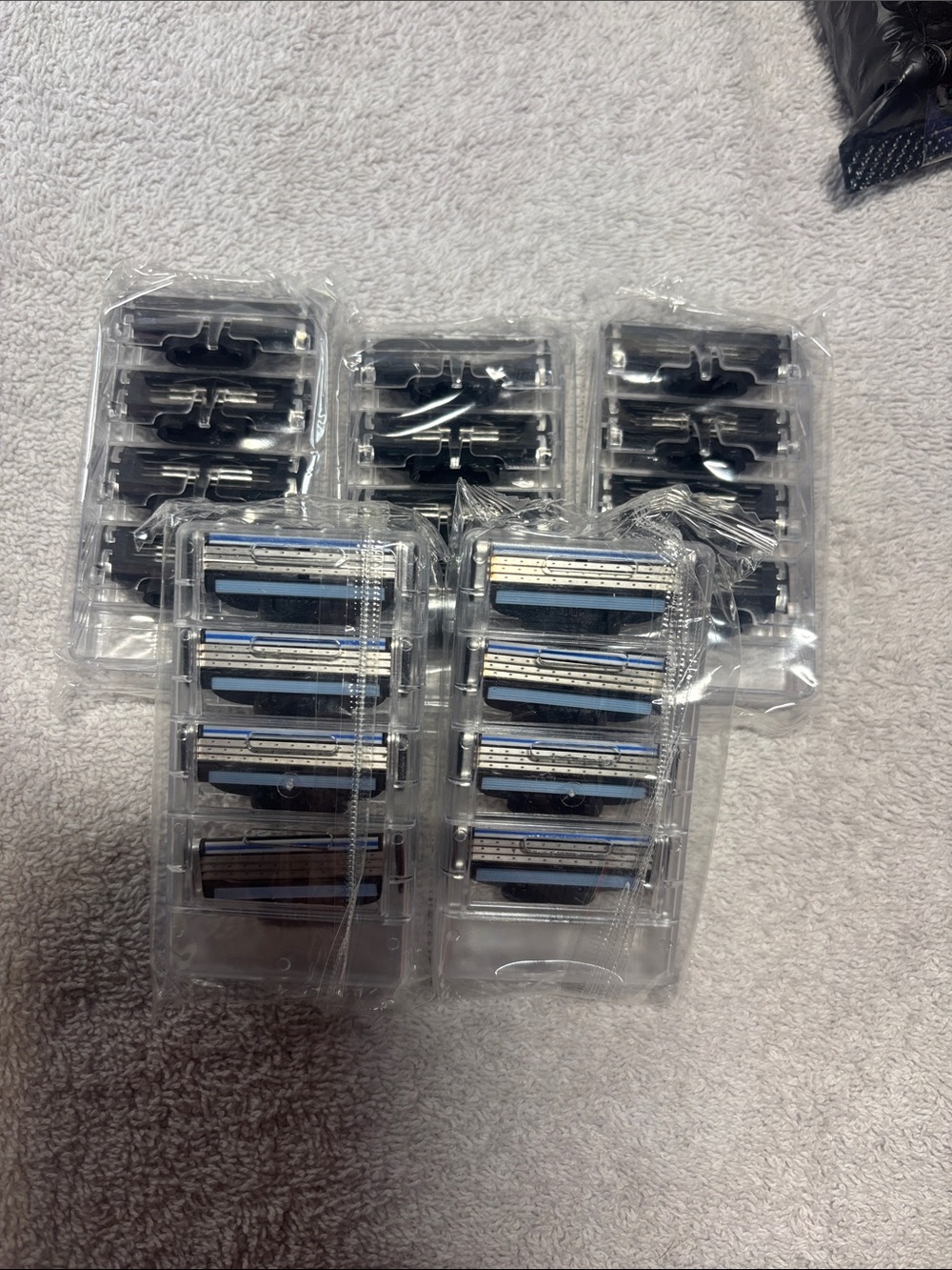 Black and Blue Replacement Razor Cartridges work with Gillette head- Multipack